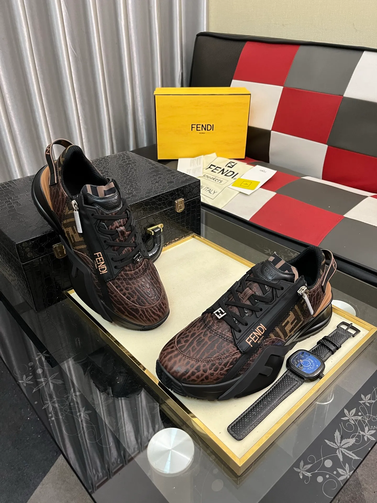 Men's shoes 💰620⌚️⌚️ FEND* — Fendi Flow men's casual sneakers, with elastic straps, side zippers, and corrugated soles engraved with F. Embossed Fendi Flow lettering on the heel. Made of technical fabric and a mix of blue and genuine leather. Decorated with Lycra® details. FF graphic tongue. Ultra-light and wear-resistant EVA sole. Code number: 38-44